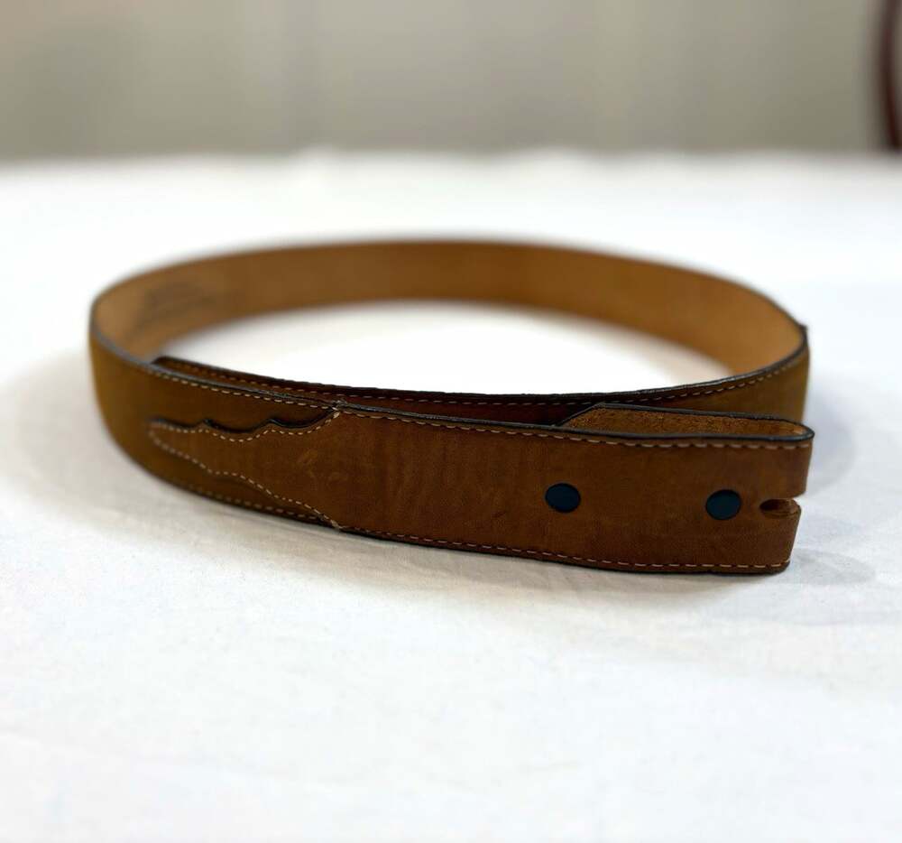 Silver Creek Men’s Brown Leather Belt Size 32 Adjustable Made in USA
